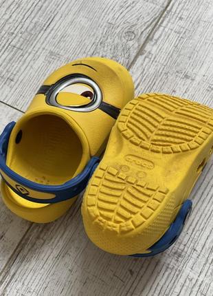 Крокси crocs minions c62 фото