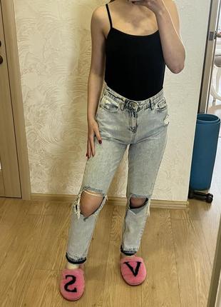 Рвані джинси mom (size - 36)