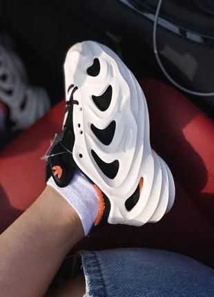 Білі жіночі текстильні кросівки adidas adifom6 фото