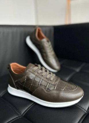 Кросівки чоловічі зелені біла підошва