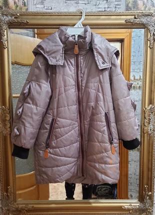 Стильное демисезонное пальто унисекс, цвет капучино для девочки и мальчика, размер 116.1 фото