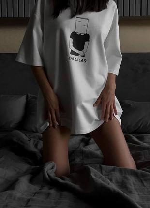 Жіноча футболка з топовим принтом оверсайз5 фото
