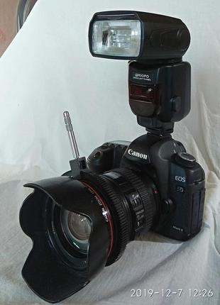 Продам canon eos 5d mark ii 25-105l kit + спалах і 4 акумулятори