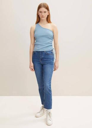 Топ рубчик на одно плече