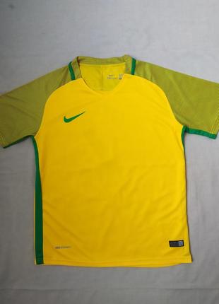 Футболка спортивная мужская, размер м, nike, оригинал