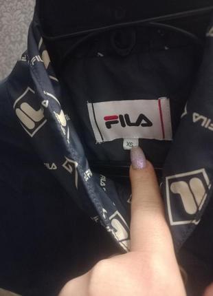 Брендована вітровка fila6 фото