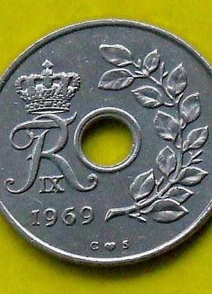 25 ере 1969 року