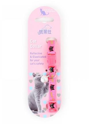 Ошейник для котов с колокольчиком с рисунком crazy котики розового цвета