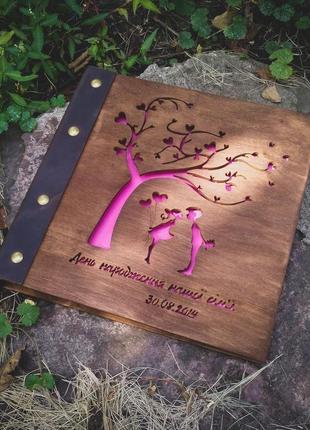 Фотоальбом із дерева романтичний | весільні альбоми, сімейні, подарунок на річницю, день народження2 фото