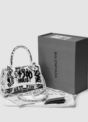 Сумочка кожаная balenciaga hourglass small handbag graffiti in white7 фото