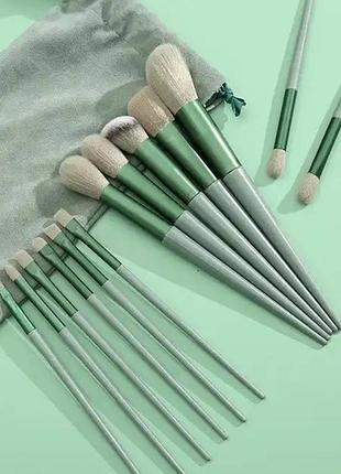Набор кисточек зелёных / зелёный набор кисточек для макияжа