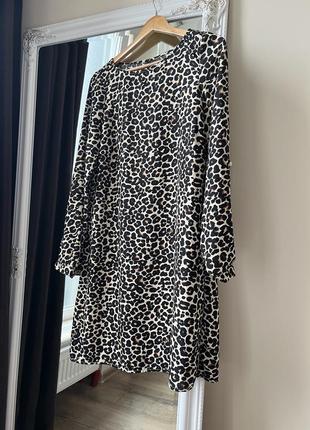 Трендовий леопард нова сукня