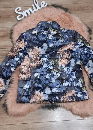 Куртка весняна в квітковий принт7 фото