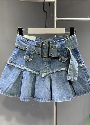 Стильная джинсовая мини юбка в складку2 фото