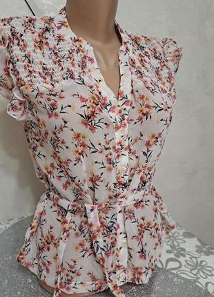 Чудова ніжна весняна блуза3 фото