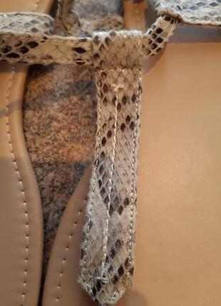 Взуття літнє в'єтнамки зміїний принт2 фото