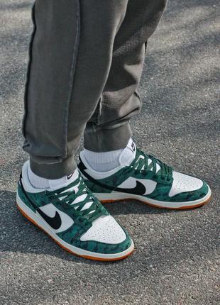 Мужские кроссовки зеленые с белым nike dunk low "green snakeskin”2 фото