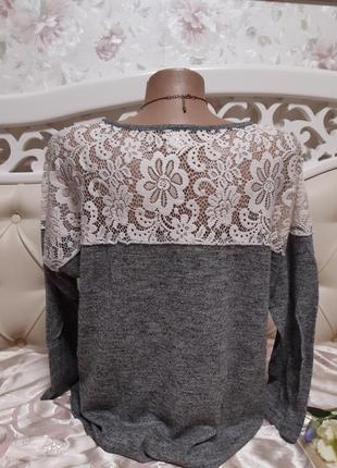 Сіра блуза з ажурною спинкою3 фото