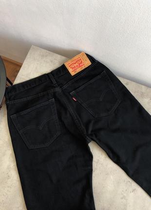 Плотные черные джинсы левис 5013 фото
