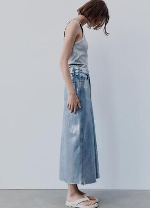Металлизированная джинсовая юбка trf асиметрического кроя5 фото