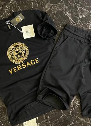 Літній костюм в стилі versace1 фото