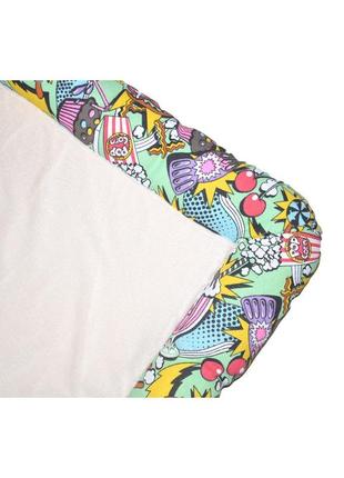 Лежанка-килимок для собак і котів elite "солодка" бежевого кольору з принтом навколо спального місця2 фото