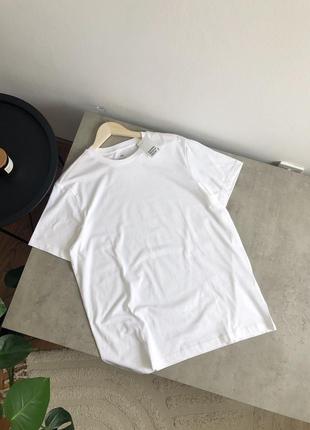 Базова біла футболка від h&m