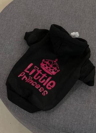 Толстовка для собак трикотажная с капюшоном, принт с надписью little princes, черного цвета