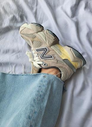 Женские кроссовки бежевые new balance 9060 beige1 фото