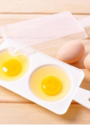 Форма для приготування яєць в мікрохвильовці.