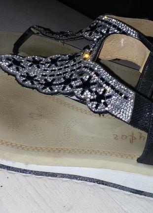 Flyfor-симпатичні босоніжки 38 розмір (24,7 см)4 фото