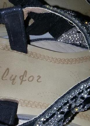 Flyfor-симпатичні босоніжки 38 розмір (24,7 см)7 фото