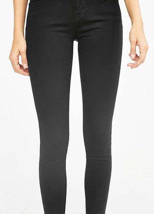 Черные джинсы,средняя посадка, размер 25-26