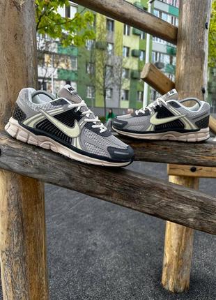 Кроссовки высокого качества nike zoom vomero 51 фото