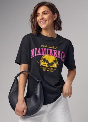 Трикотажна футболка з принтом miami beach - чорний колір, s