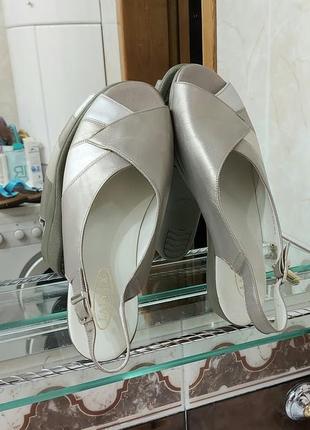 Босоніжки всюди м'яка шкіра комфорт8 фото