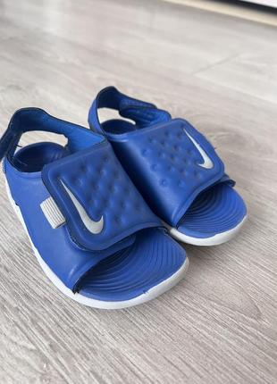 Босоніжки nike