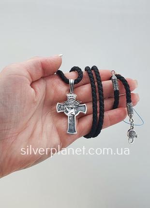 Шовкова цепочка і масивний срібний кулон хрестик образ ісуса. ...3 фото