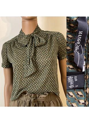 Укорочена блуза с бантом