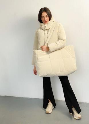Коротка зимова куртка з сумкою-шоппер з такої ж тканини7 фото