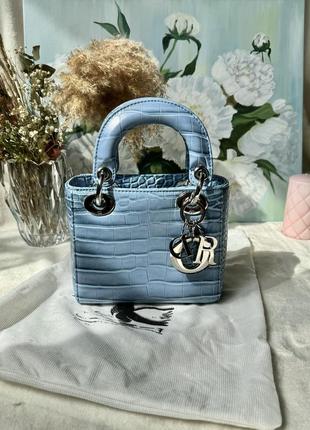 Голубая сумка в стиле диор lady dior7 фото