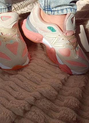 Жіночі кросівки new balance 9060 pink2 фото