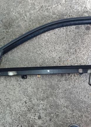 Рамка дверей audi a4 b6, ауді а4 б6. передня ліва. 8e0837629.