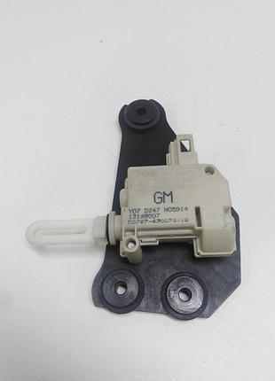 Привод, моторчик замка багажника opel meriva a, опель мерива а...