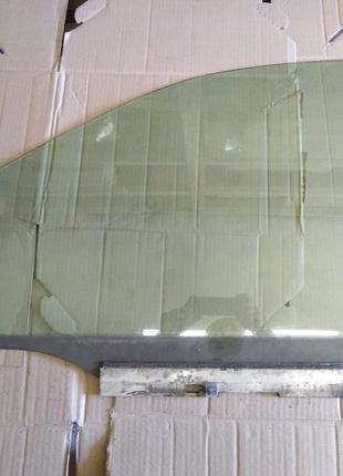 Дверне скло opel vectra b, опель вектра б. переднє ліве.