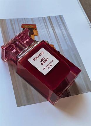 Жіночі парфуми tom ford cherry smoke