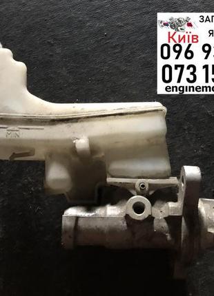 4720133470 главный тормозной цилиндр в сборе toyota camry 40