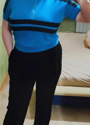 Футболка укороченная, размер м