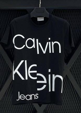 Біла чоловіча футболка calvin klein