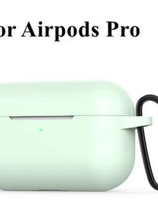 Силиконовый чехол с карабином для airpods pro